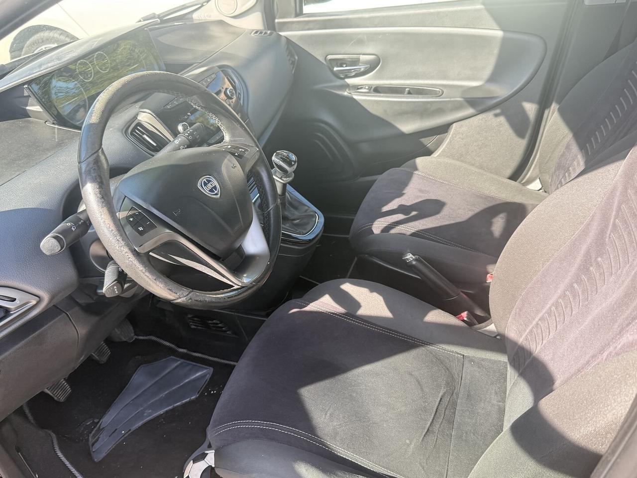 LANCIA YPSILON 1.2 BENZINA-GPL ADATTA NEOPATENTATI