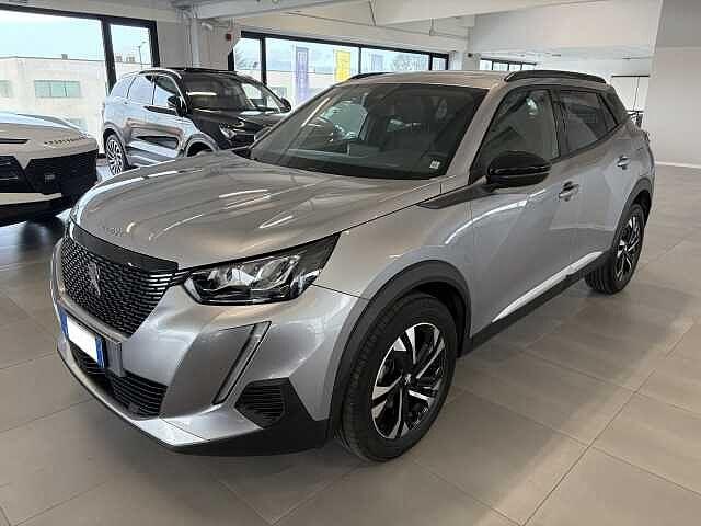 Peugeot 2008 1.2 PureTech 100 CV Allure