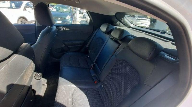 KIA Xceed 1.6 CRDi 136 CV MHEV DCT Style