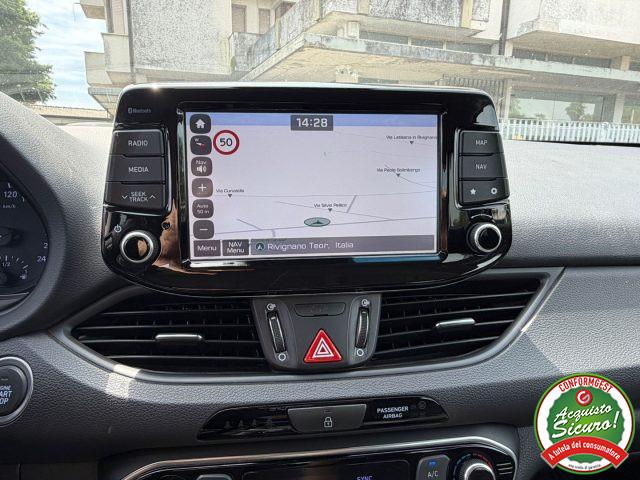 HYUNDAI i30 Fastback 1.4 T-GDI DCT Style Automatica