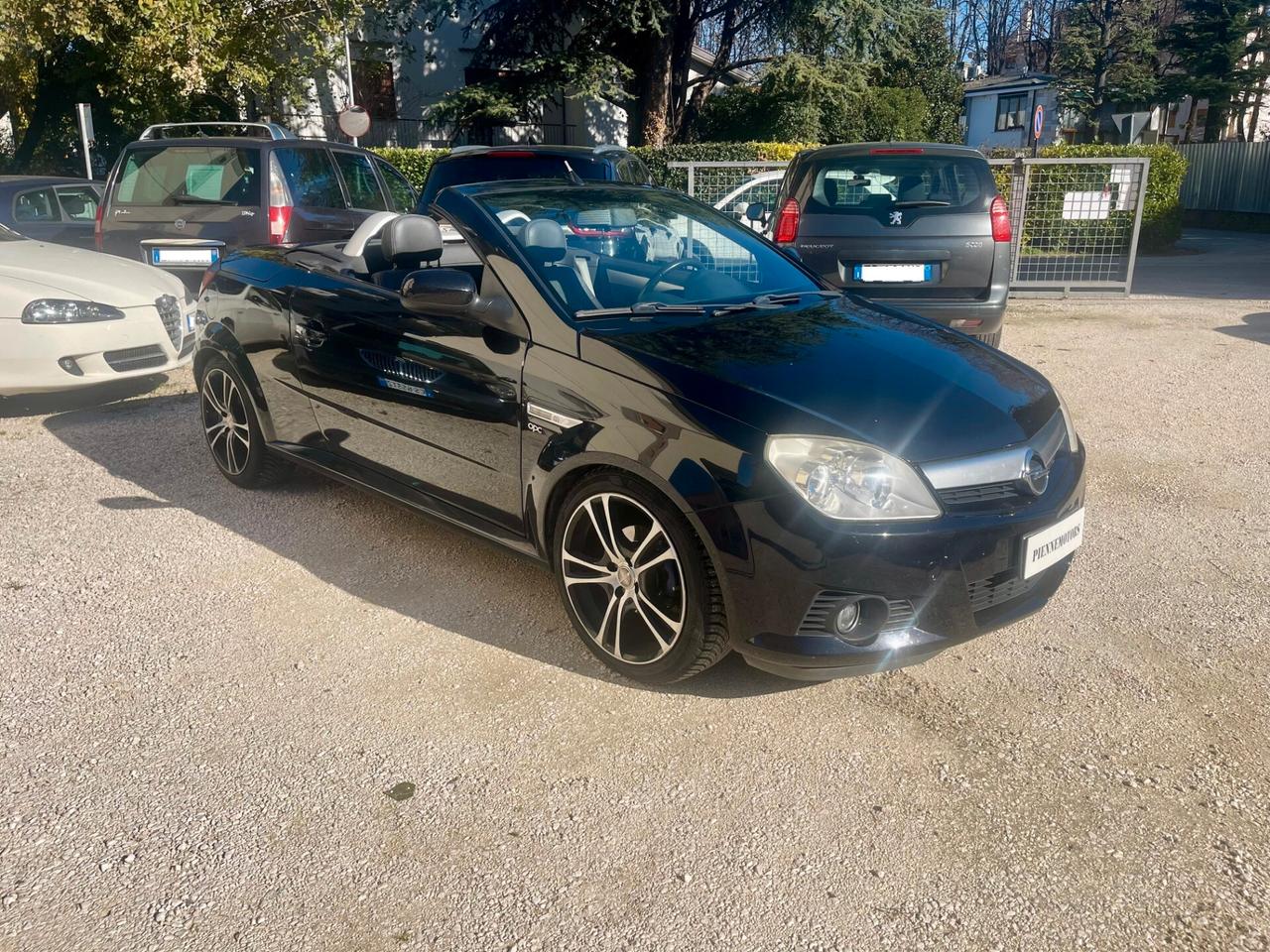 Opel Tigra CABRIO TwinTop 1.3 CDTI Sport