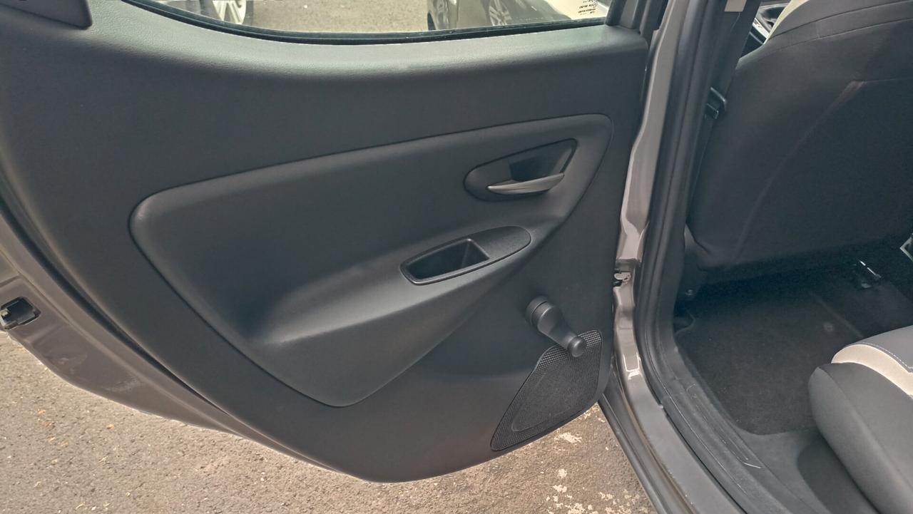 Lancia Ypsilon 1.3 MJT 16V 95 CV 5 porte S&S Elefantino