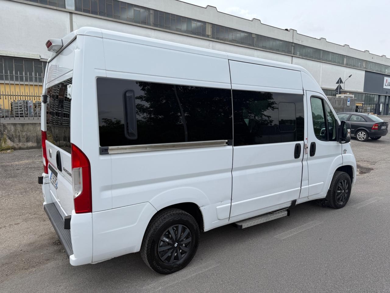 Fiat Ducato 9 posti
