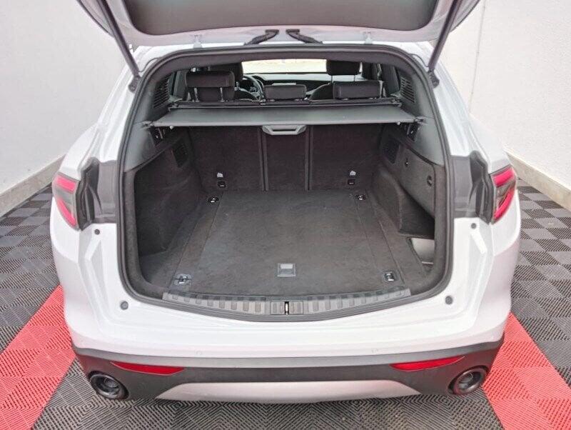 Alfa Romeo Stelvio Stelvio 2.2 Turbodiesel 160 CV AT8 RWD Super