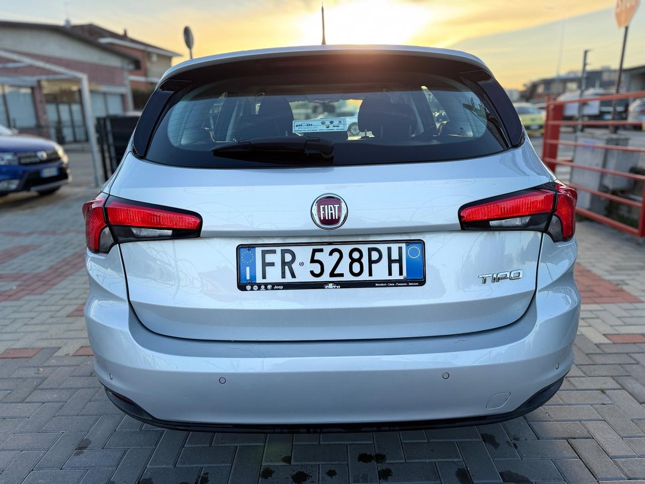 Fiat Tipo 1.6 Mjt S&S SW Lounge 120CV EURO6