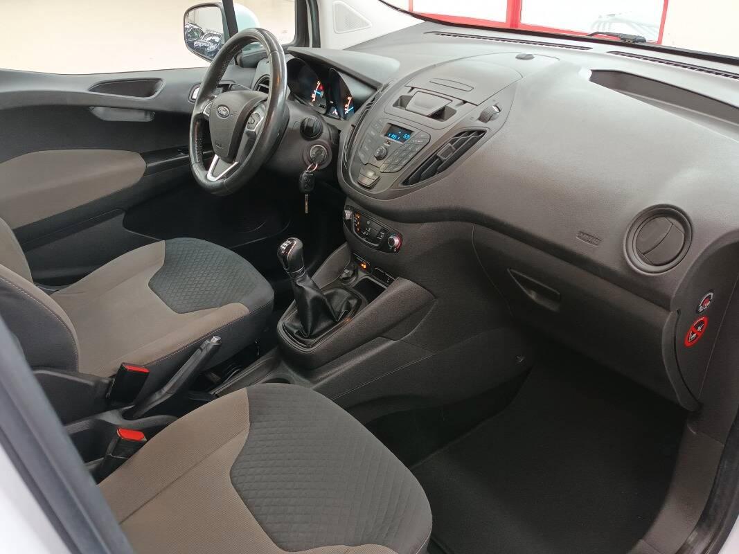 Ford Tourneo Courier 100cv plus