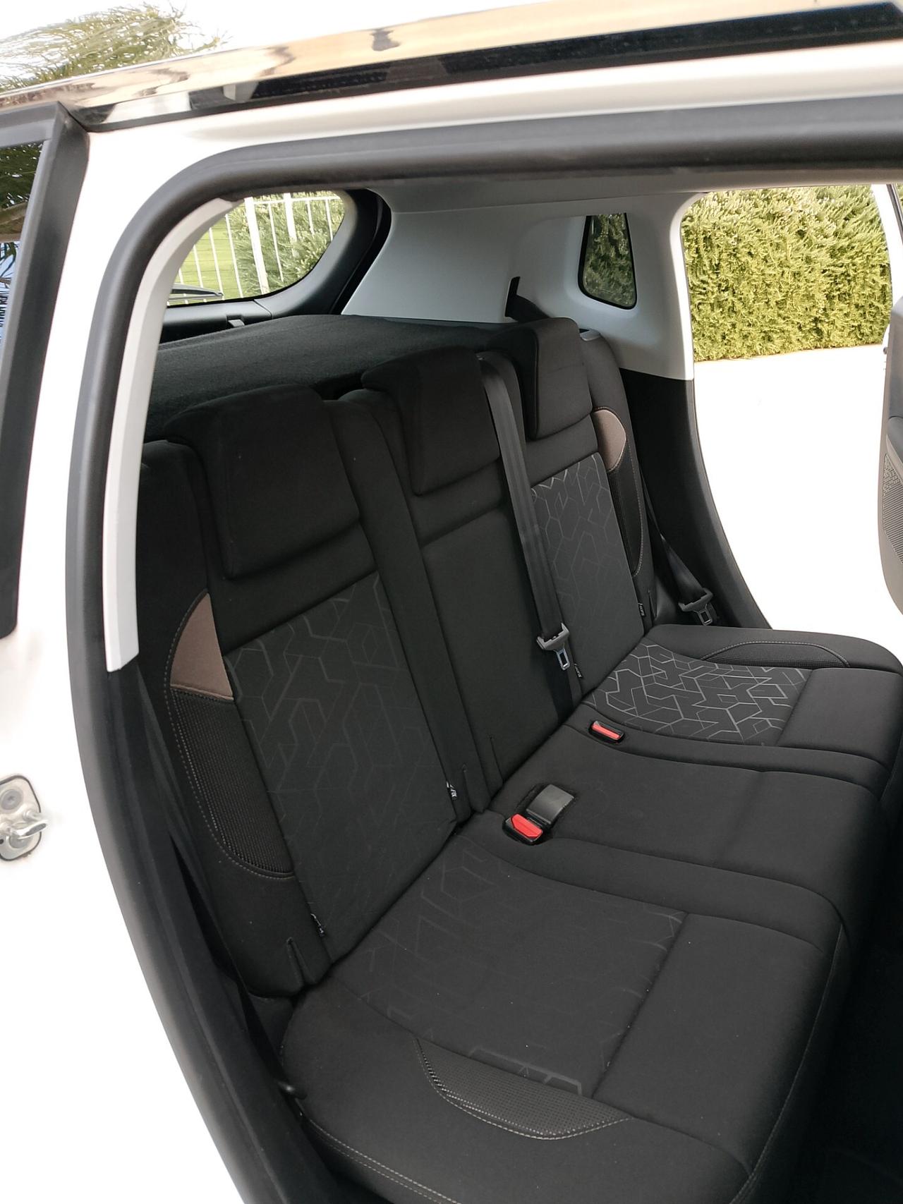 Peugeot 2008 1.6 e-HDi 92 CV Stop&Start Allure