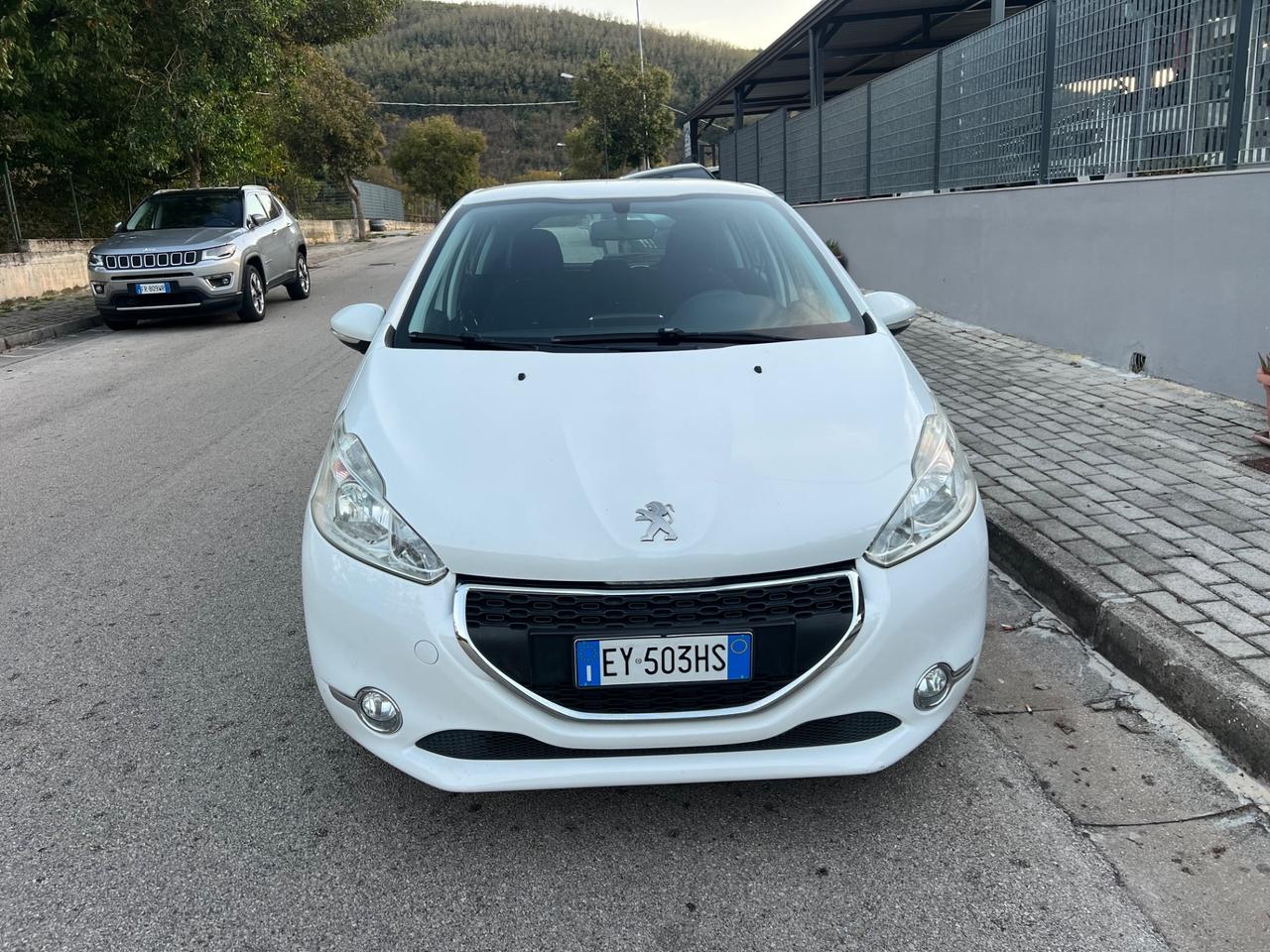 Peugeot 208 1.2 PureTech 68 5p Active 2015
