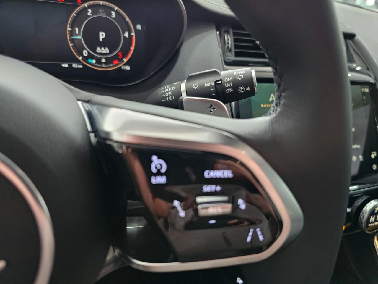 Jaguar E-Pace R-Dynamic SE Navi Camera Tetto C.20" RDynamic