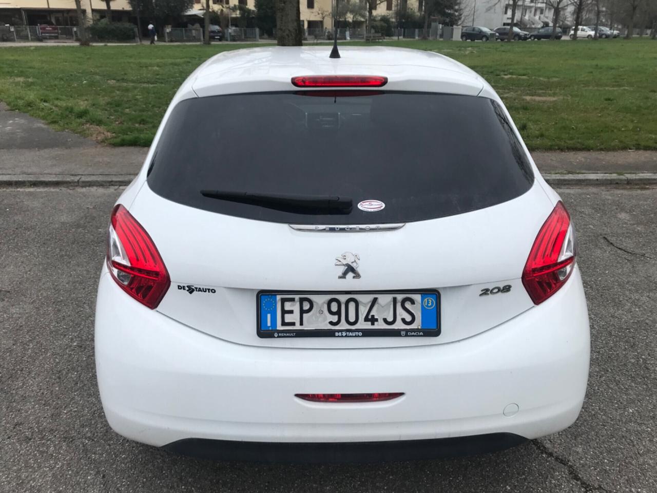 Peugeot 208 1.2 VTi 82 CV 5 porte Active