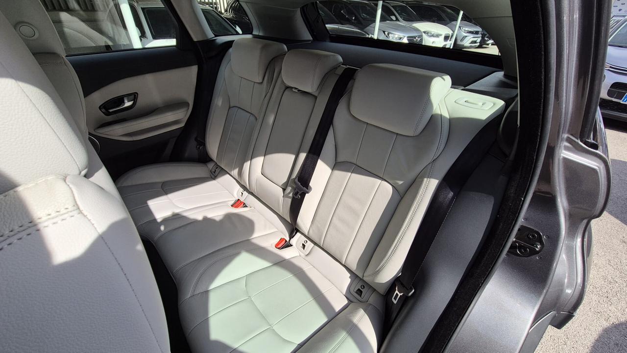 Land Rover Range Evoque 2.0 TD4 150 CV 5p. SE Dynamic