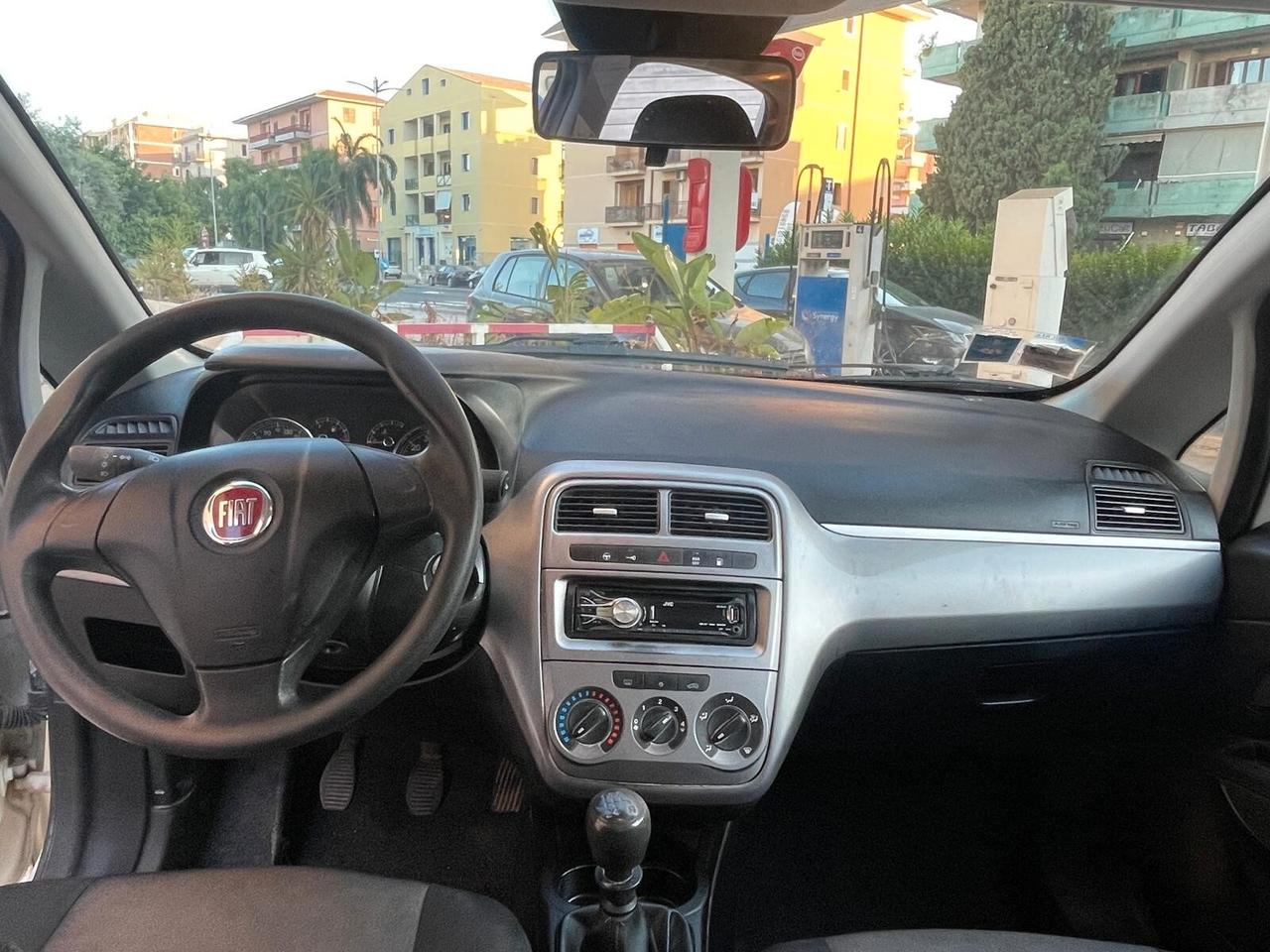 Fiat Punto 1.4 8V 5 porte Natural Power Easy