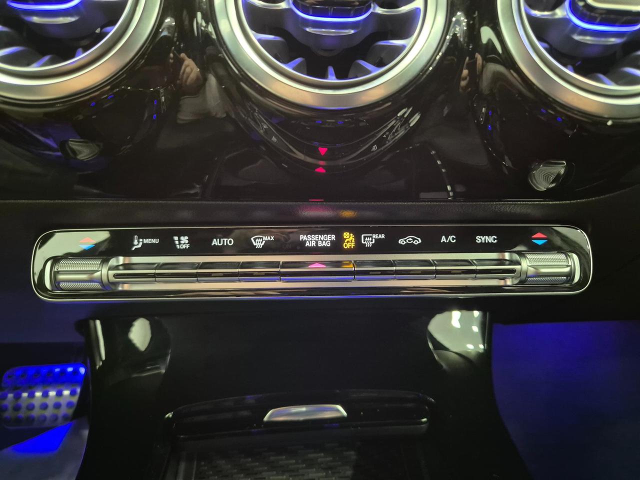 Mercedes A 200 AMG Line Advanced Plus 7G-DCT IN PROMO