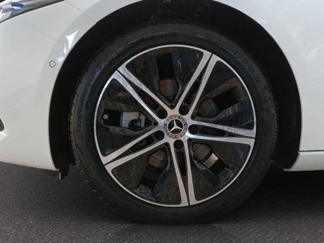 MERCEDES-BENZ A 180 Automatic Progressive Advanced