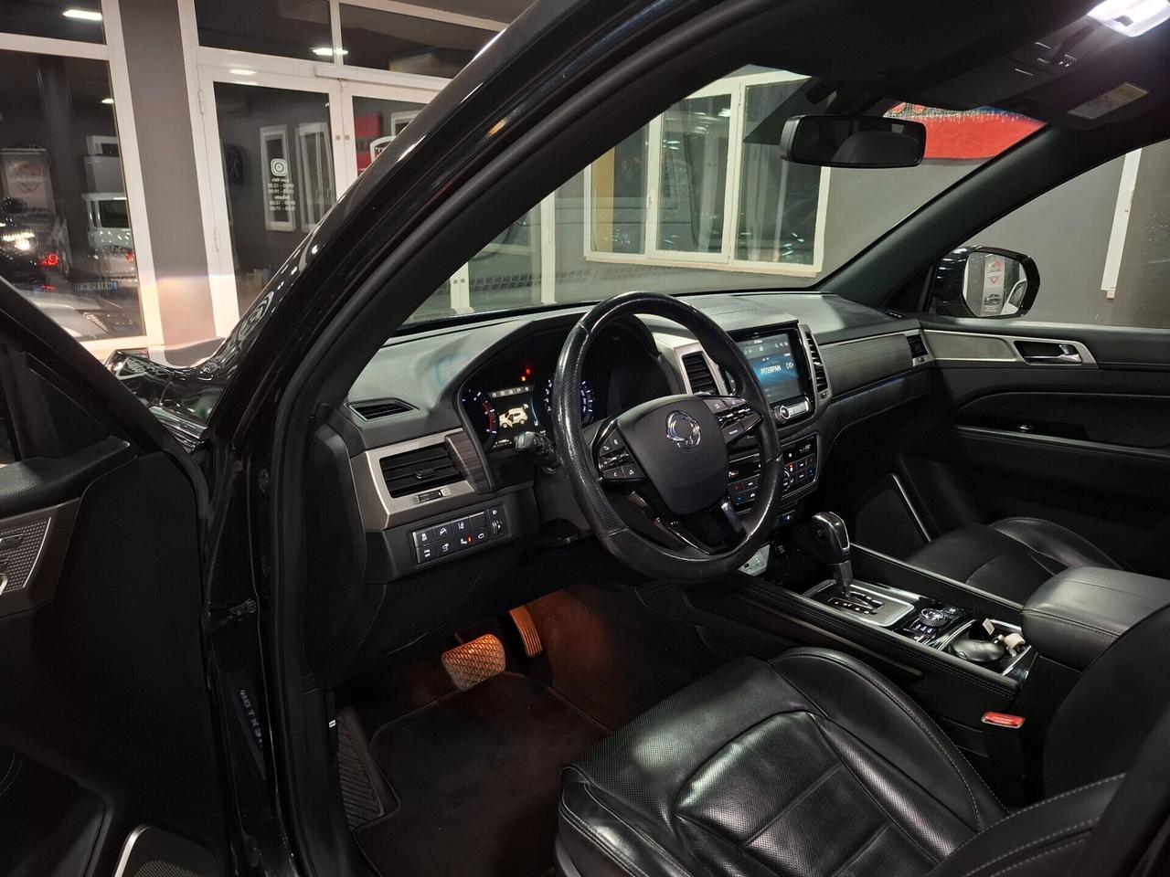 Ssangyong REXTON 2.2 4WD 7 posti