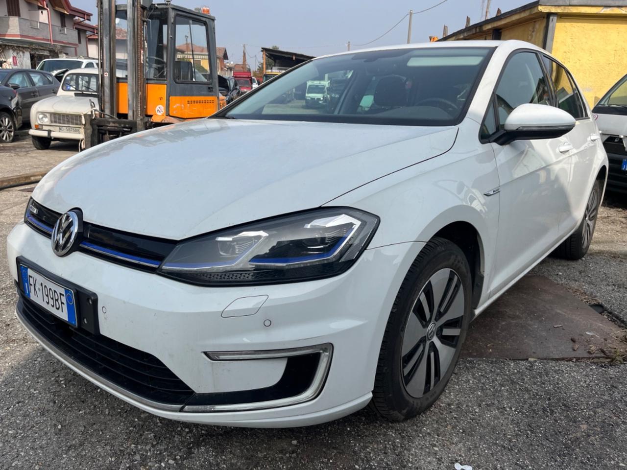 Volkswagen Golf e-Golf 136 CV elettrica non marciante