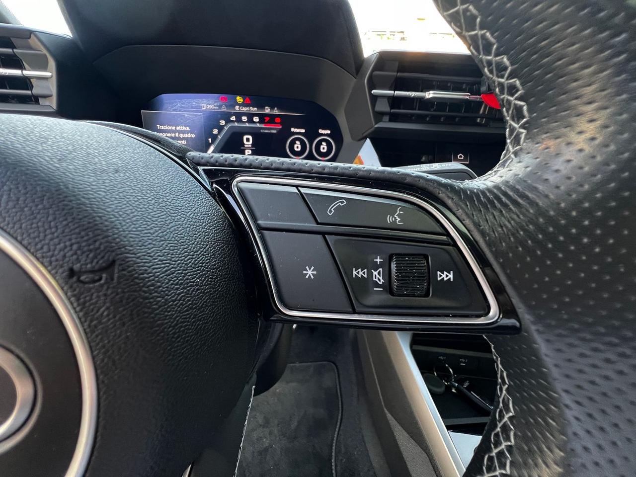 Audi S3 2.0 TFSI --SPORT ATTITUDE #12135
