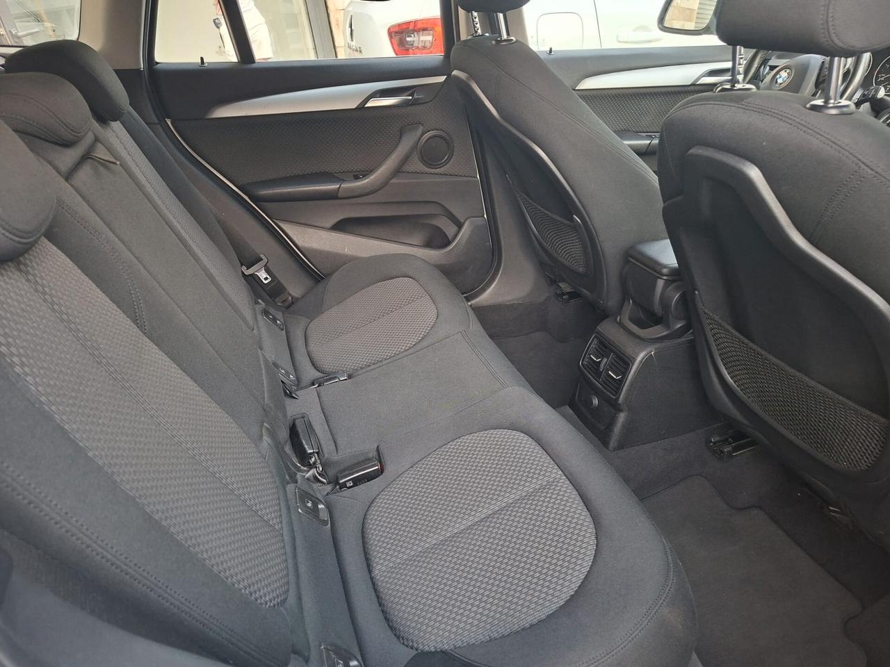 Bmw X1 sDrive16d Advantage * Navi * Garantita 12 Mesi
