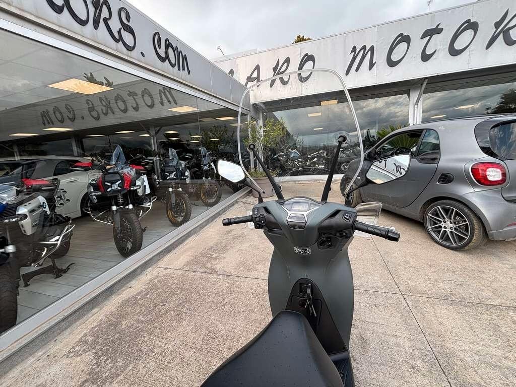 Honda SH 150 2022 / KM 15.000 Tua a solo 34 Euro al mese