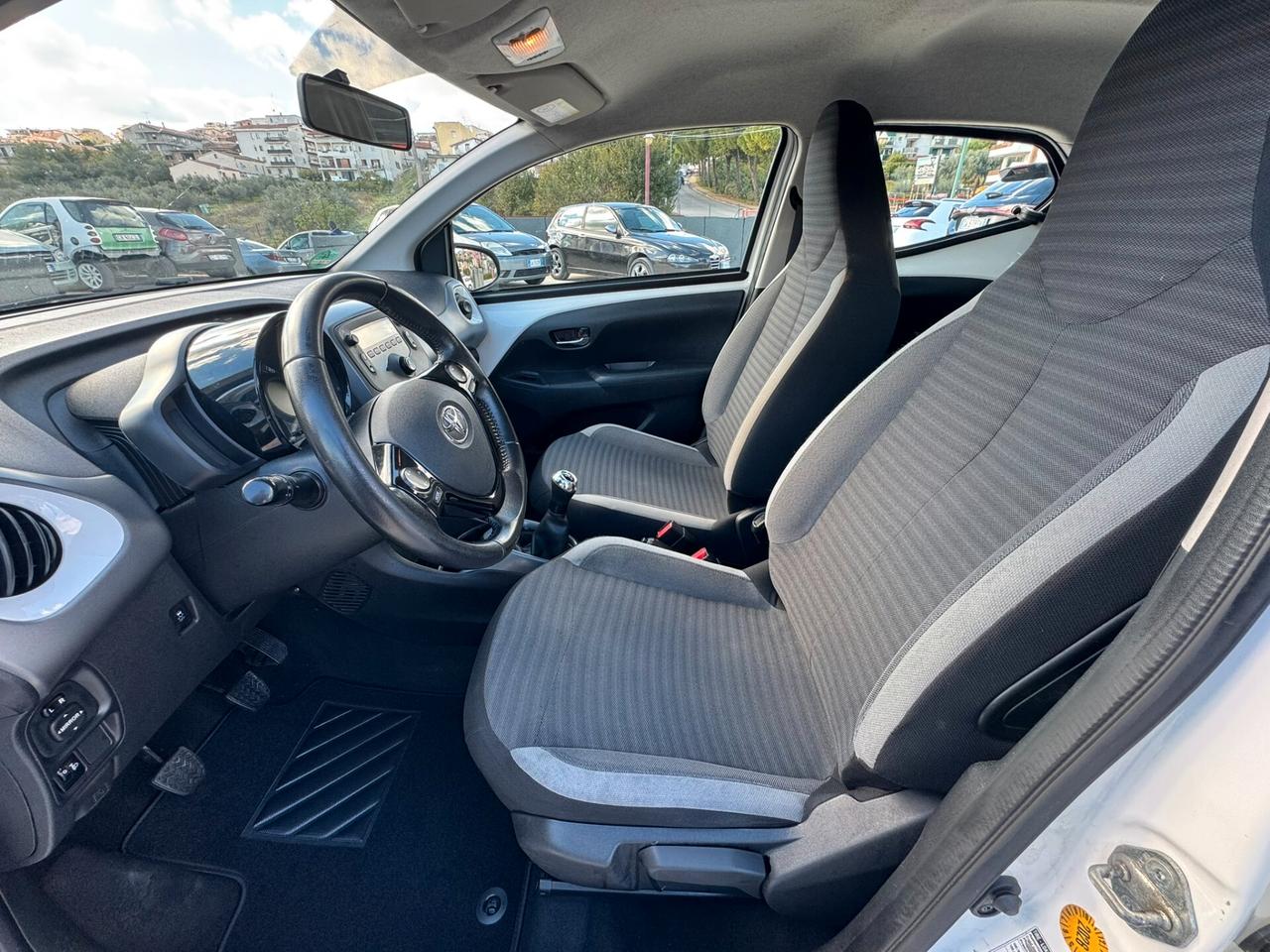 Toyota Aygo 1.0 VVT-i 72 CV 5 porte x-