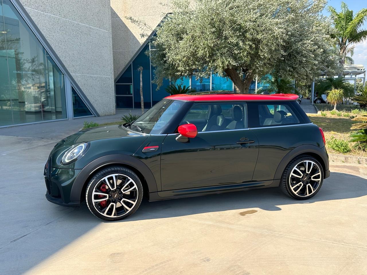MINI John Cooper Works 2.0 231cv auto possibilità noleggio no scoring
