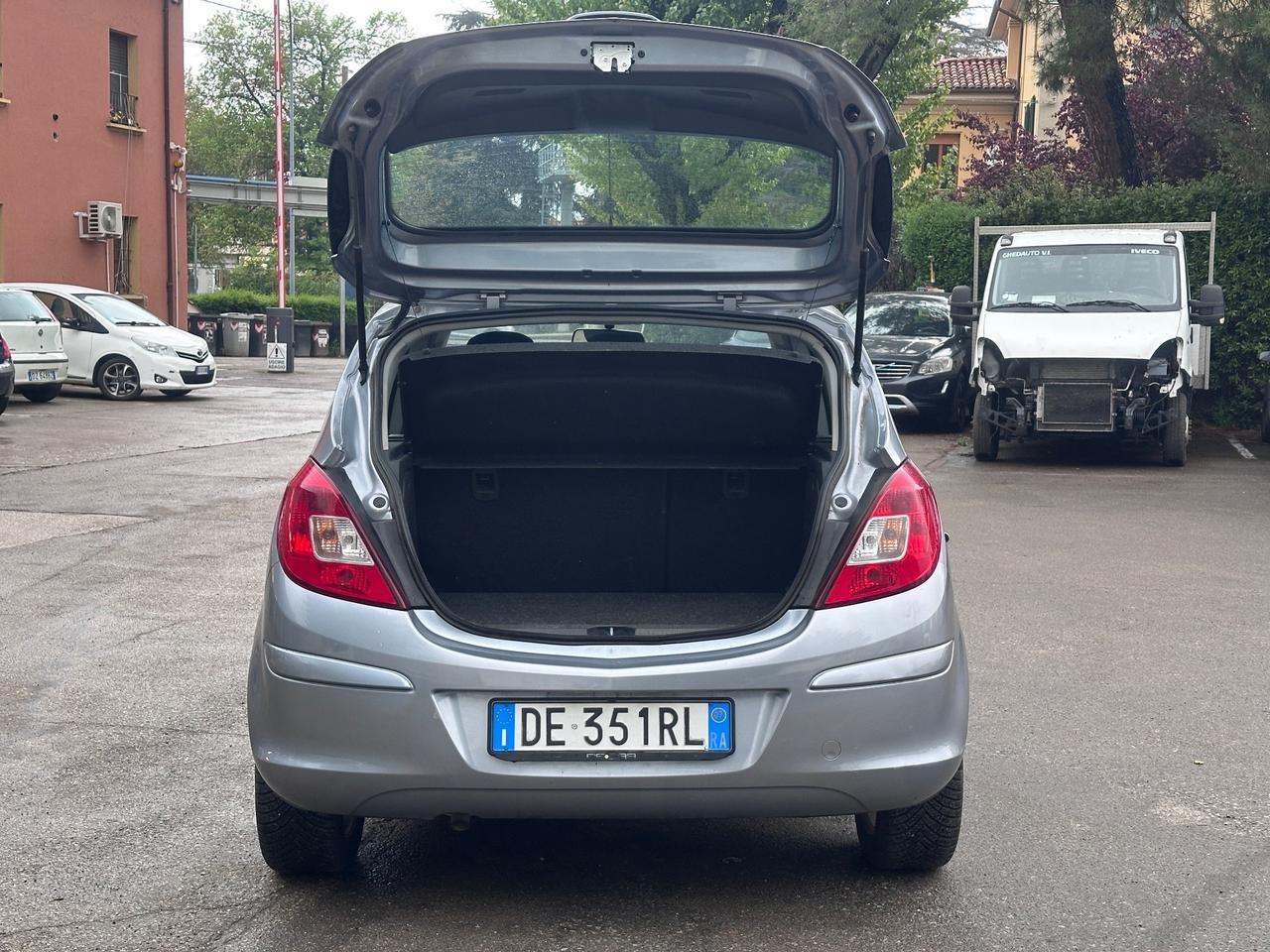 Opel Corsa 1.2 5 porte Club solo 73000 km certificati