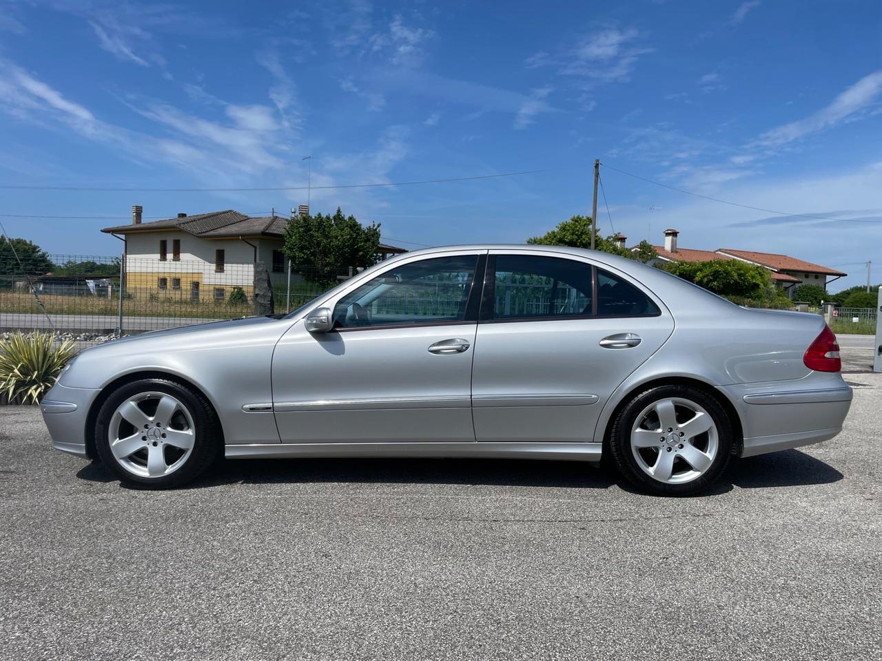 Mercedes-Benz E 320 cat Avantgarde