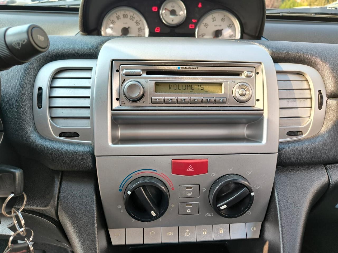 Lancia Ypsilon 1.4 Oro Ecochic GPL *GPL-2029*