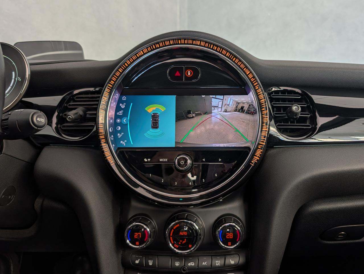 Mini Cooper Cabrio 1.5 Cooper Premium Plus