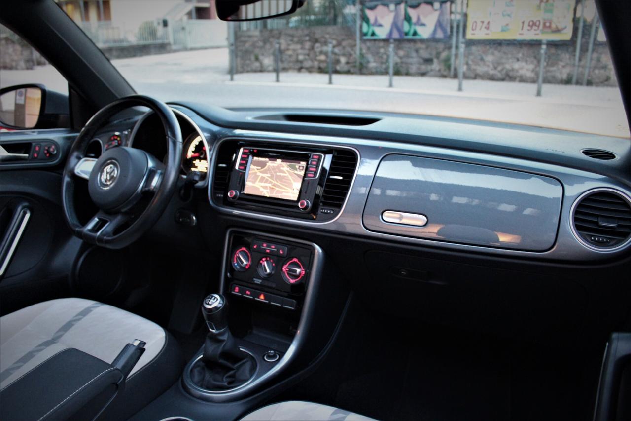 Volkswagen Maggiolino Cabrio 2.0 TDI Design BlueMotion Technology