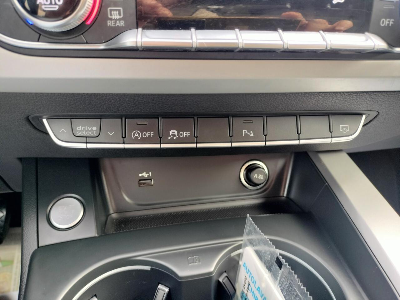 Audi A4 40 TDI S tronic line edition