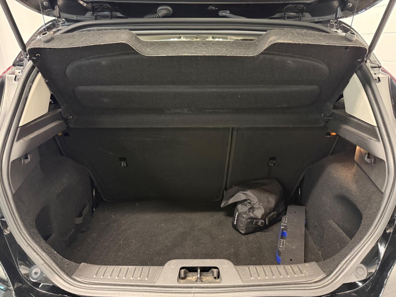 Ford Fiesta 1.4 5p. Bz.- GPL Titanium