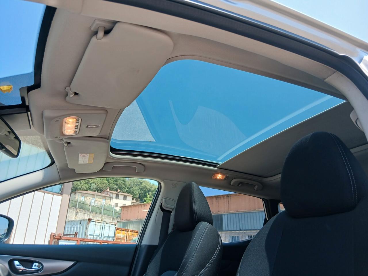 Nissan Qashqai 1.5 dCi N-Connecta