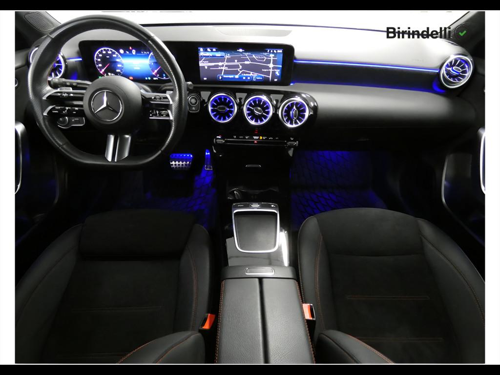 Mercedes-Benz Classe A (W177) - A 180 d Automatic AMG Line Premium
