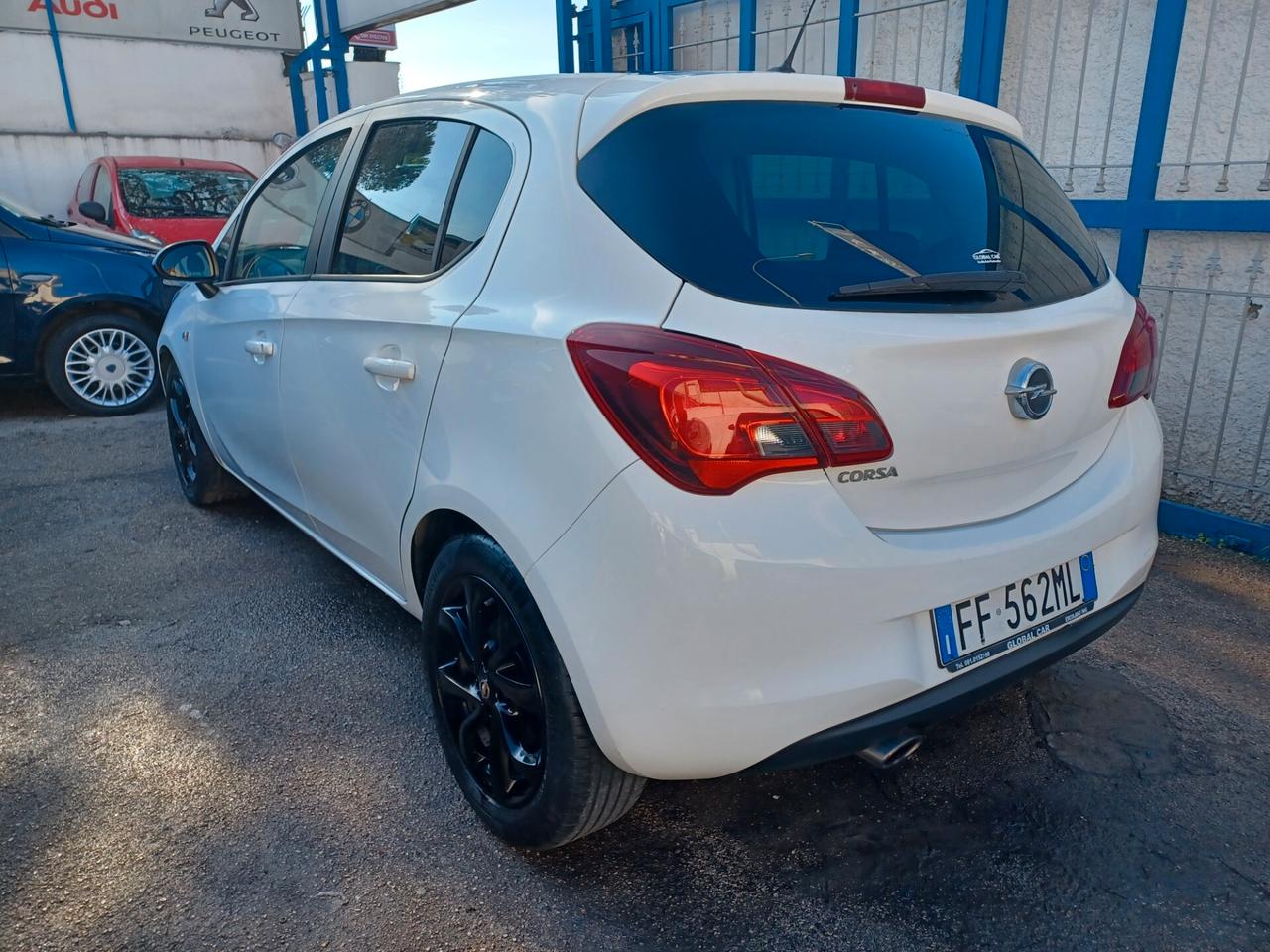Opel Corsa 1.2 5 porte ANNO 2016 solo 69000 km