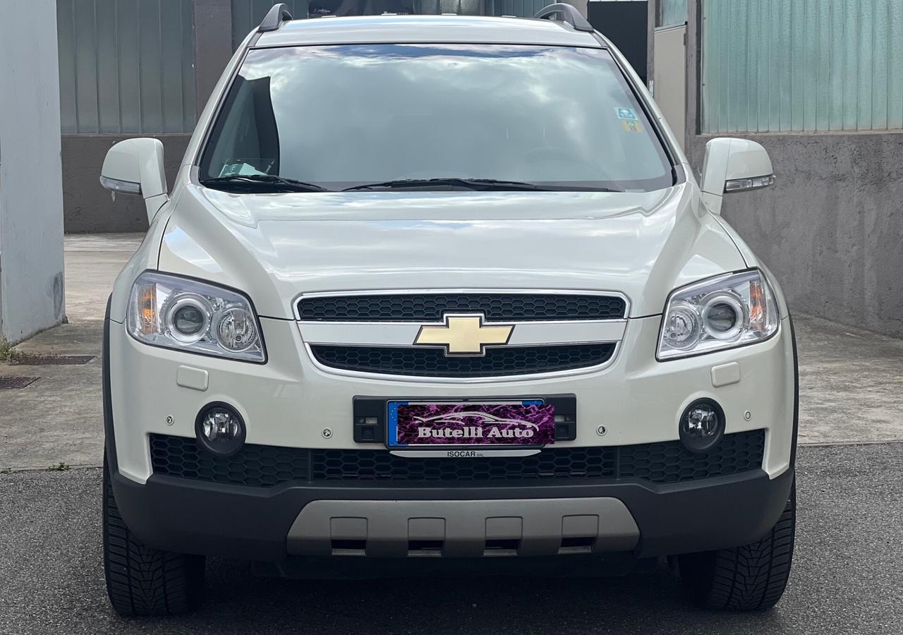 Chevrolet Captiva 2.4 GPL 7 POSTI - GARANZIA 12 MESI