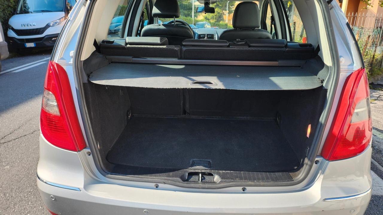 Mercedes-benz A 180 160 CDI AUTOMATIC Premium