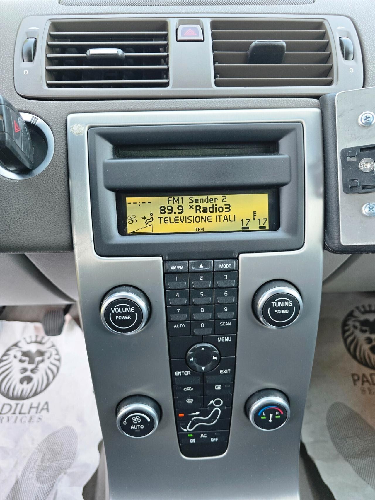 Volvo V50 2.0 D 6 MARCE - INTERNI IN PELLE