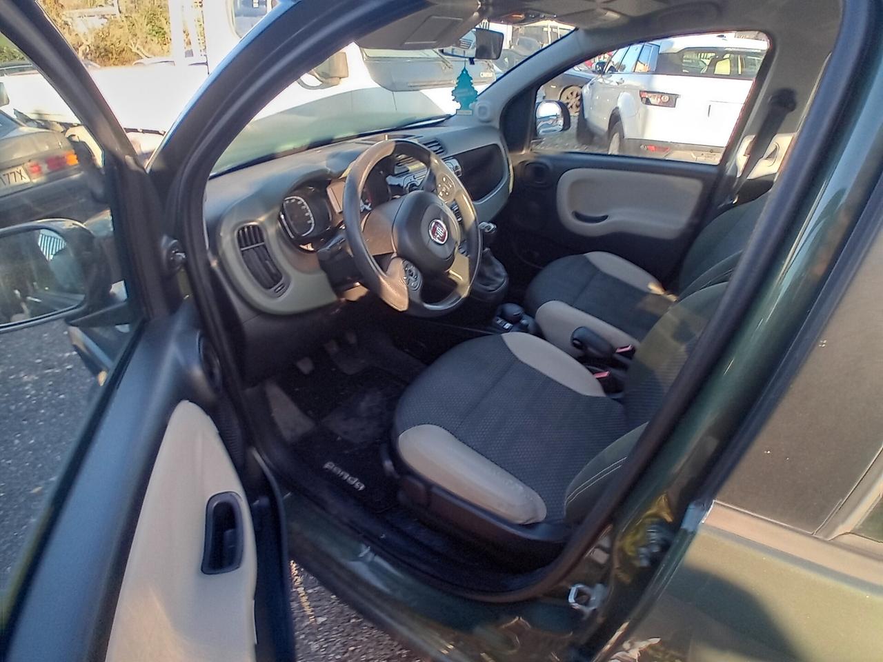 Fiat Panda 1.3 MJT 75 CV 4x4 Antartica