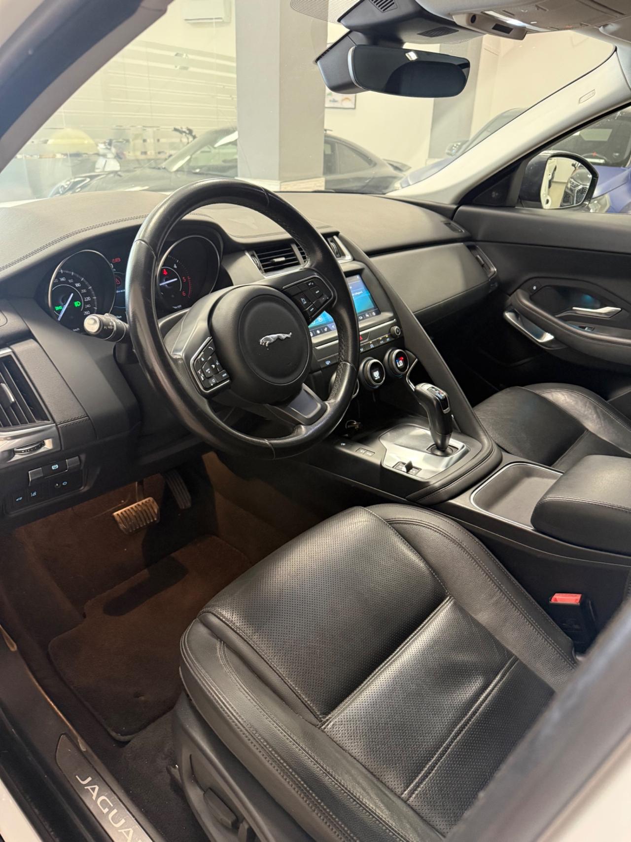 Jaguar E-Pace 2.0D 150 CV AWD aut. R-Dynamic