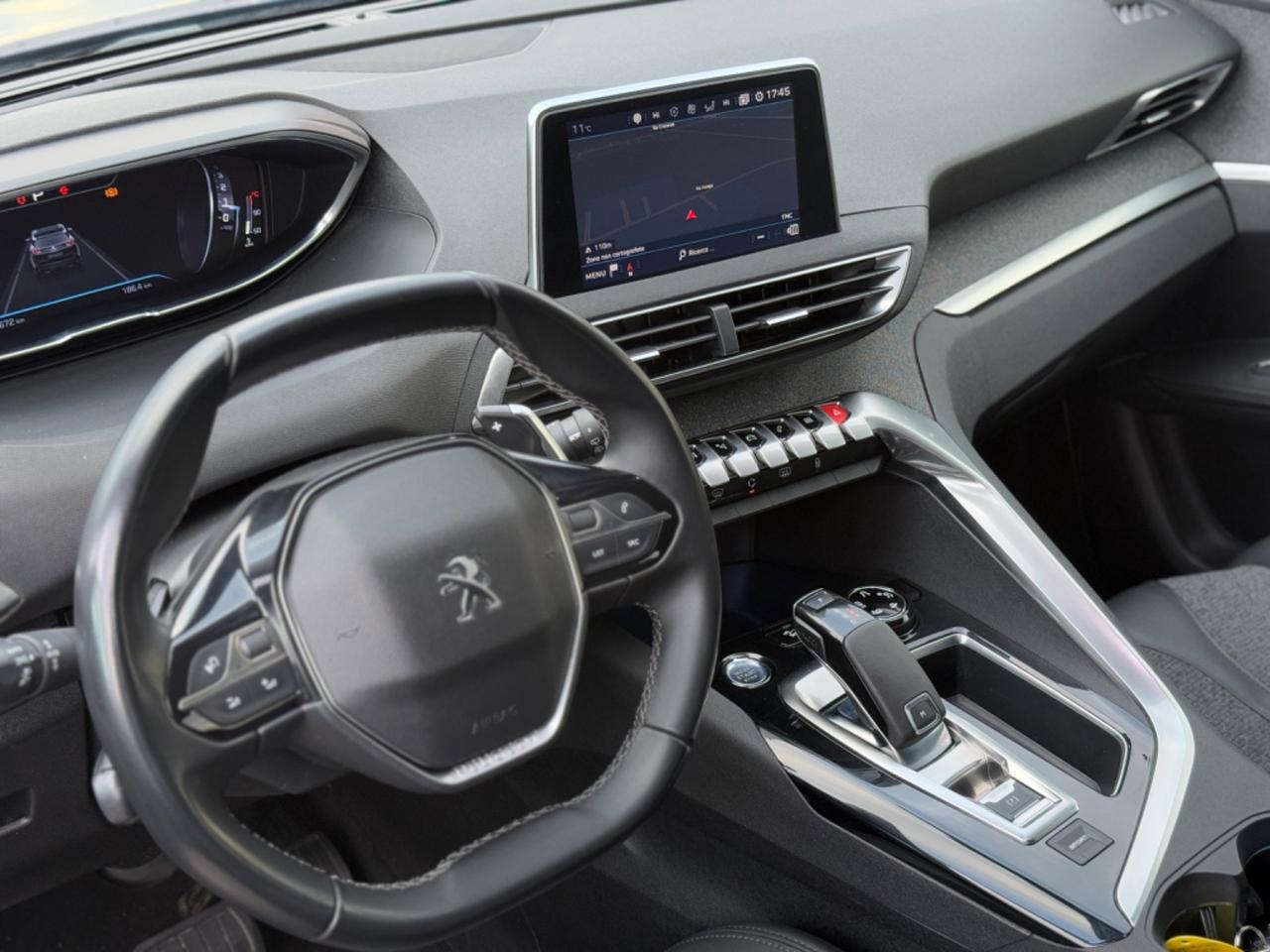 Peugeot 3008 1.5 Allure NAVI, RETROCAMERA, EURO 6!