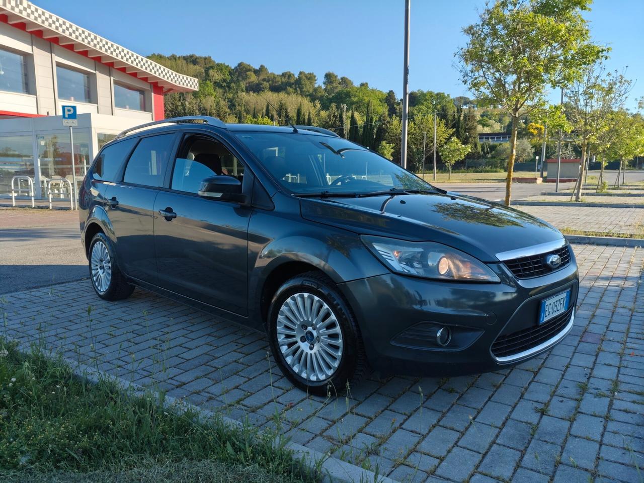 Ford Focus 1.6 GPL Titanium