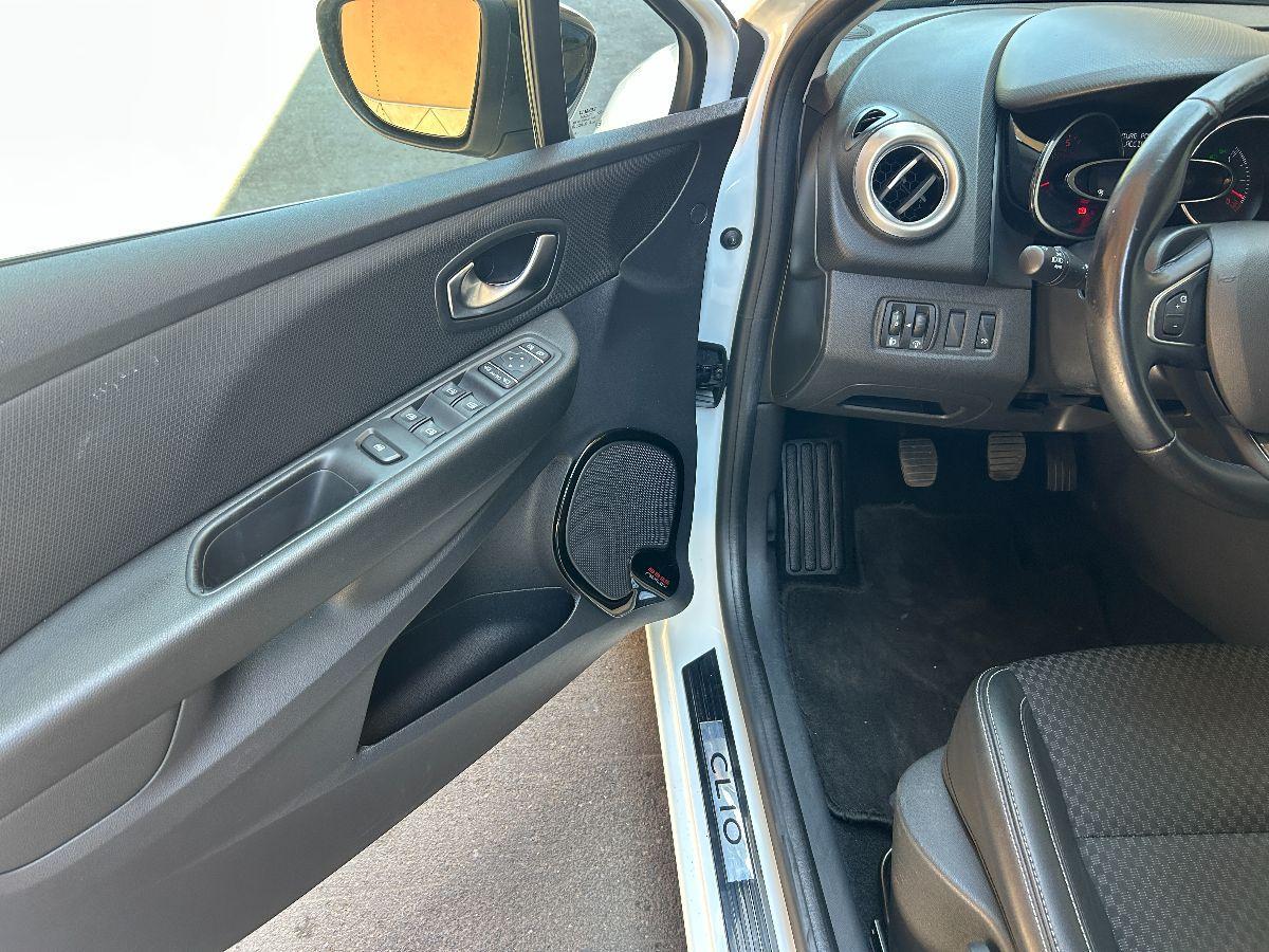 RENAULT - Clio - 1.5 dCi 8V 75 CV S&S 5p. Duel