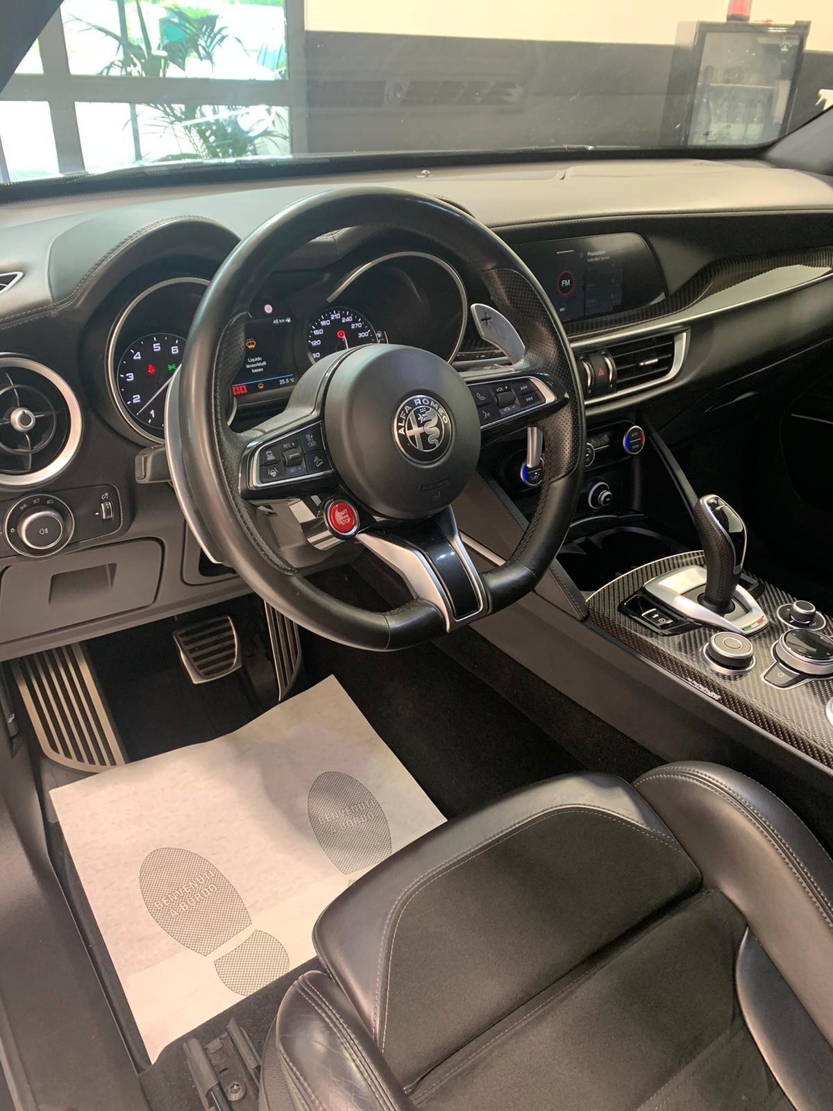 Alfa Romeo Stelvio 2.9 Bi-Turbo V6 510 CV AT8 Quadrifoglio