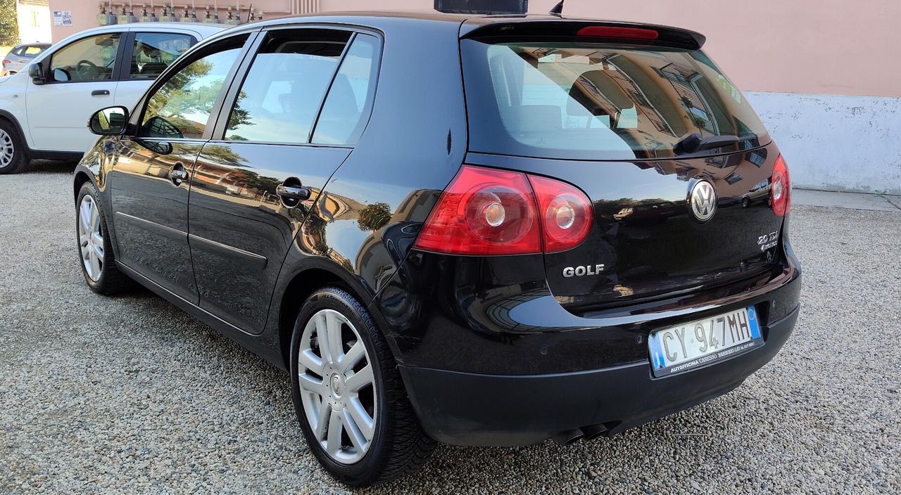 Volkswagen Golf 2.0 16V TDI 4mot 5p Sportline