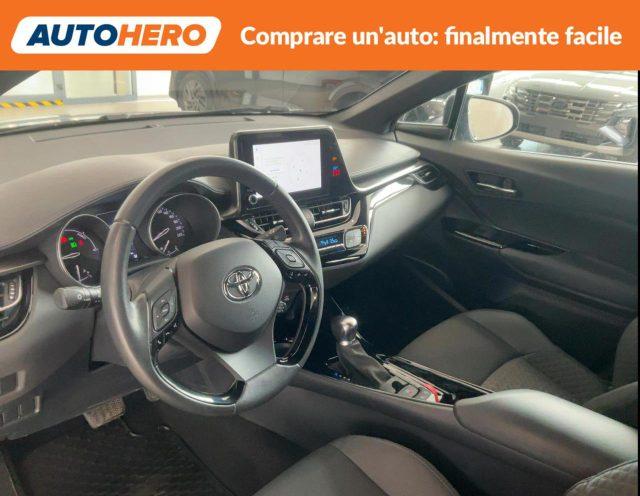TOYOTA C-HR 2.0 Hybrid E-CVT Trend