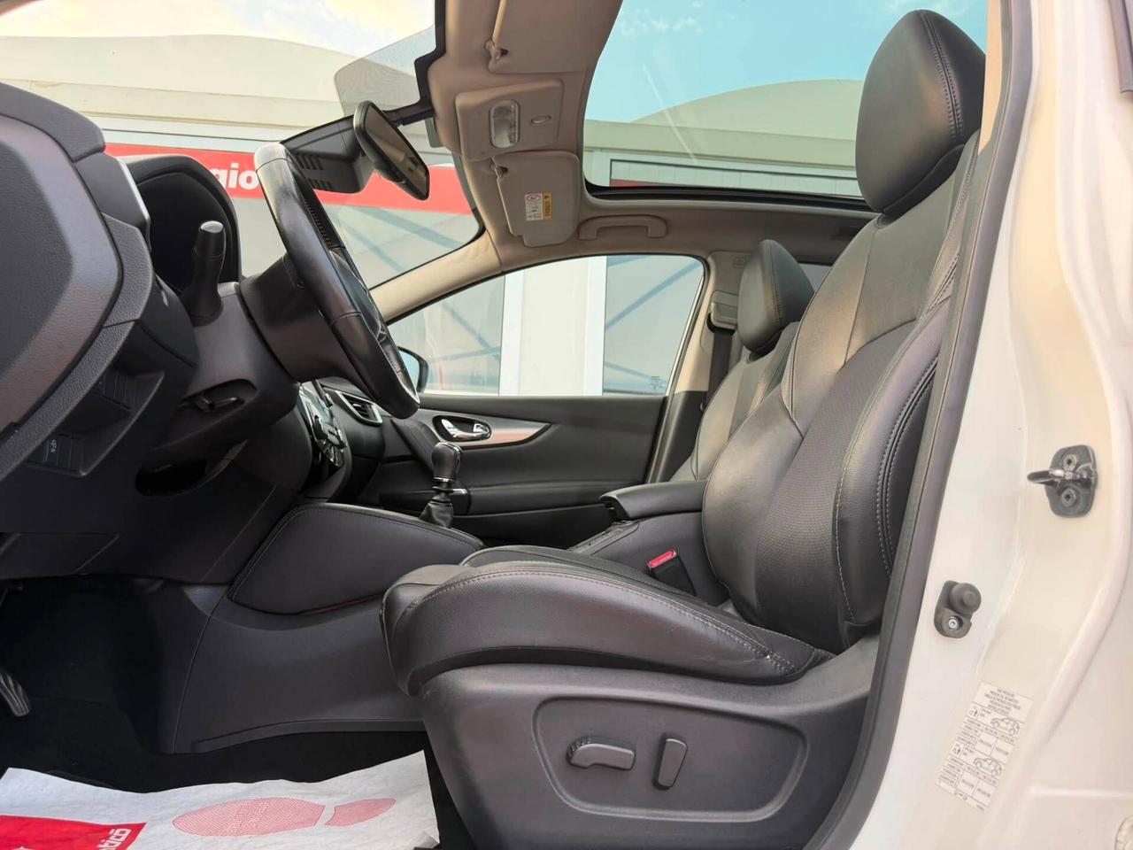 Nissan Qashqai 1.6 130 CV TEKNA FULL OPTIONAL UNICO PROPRIETARIO