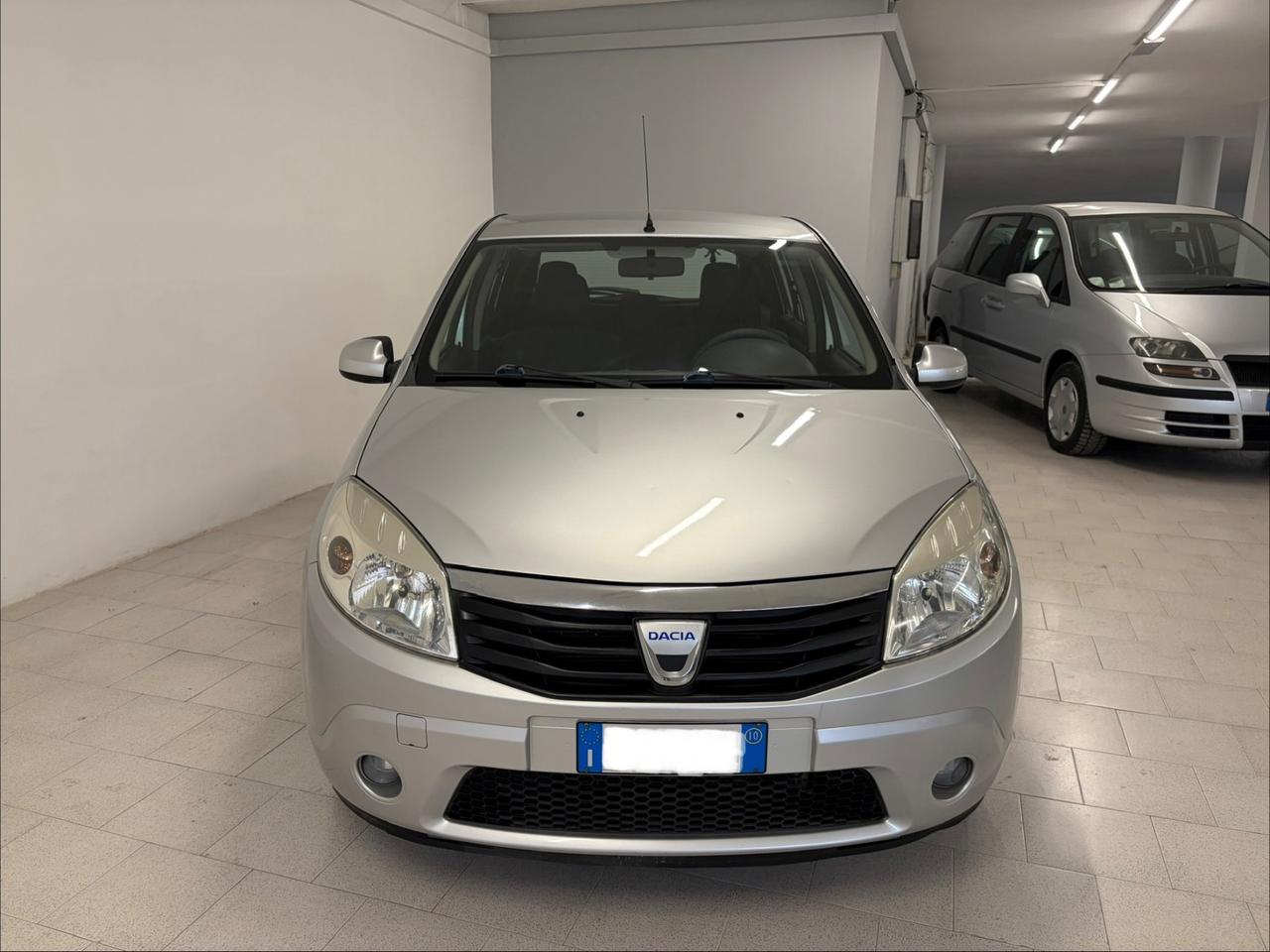 Dacia Sandero 1.4 8V GPL Lauréate Perfetta