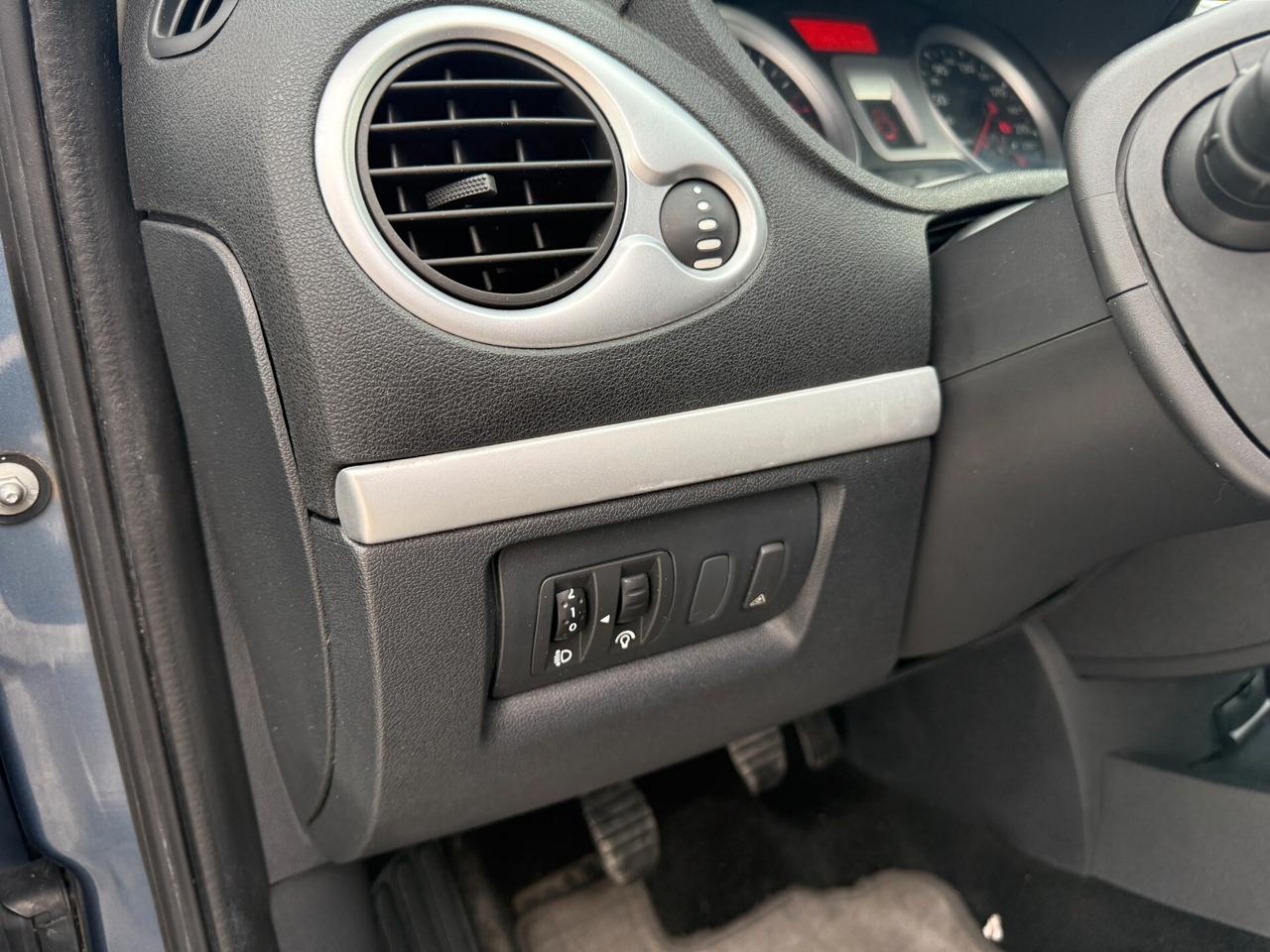 RENAULT CLIO ANNO 2009 1.5 DIESEL 85 CV
