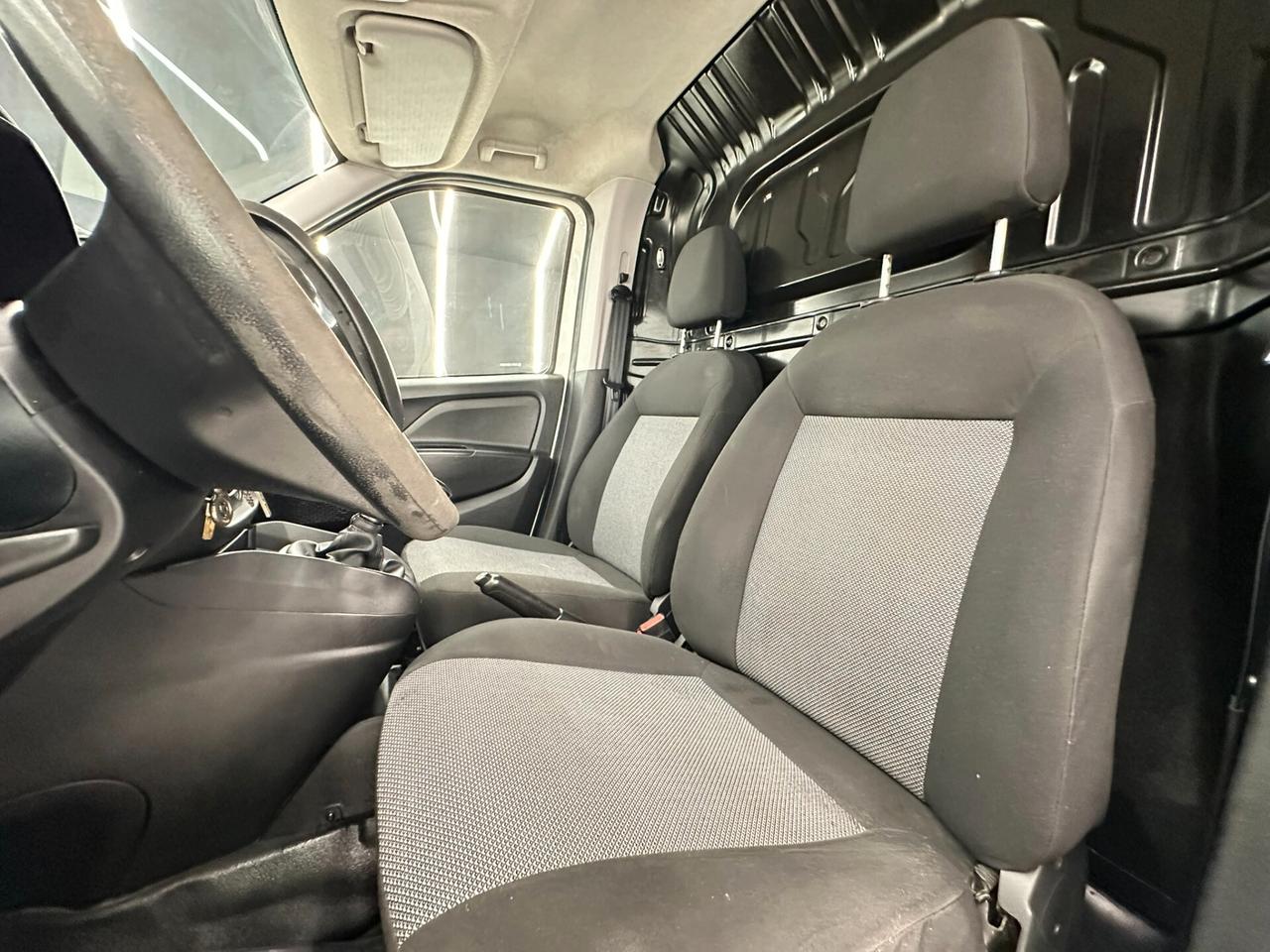 Fiat Doblo 1.3 mjt 90cv KM CERTIFICATI-IVA ESPOSTA-PERMUTE